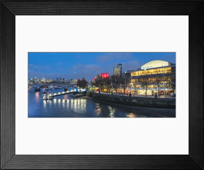 Framed Print : Southbank Centre, Royal Festival Hall and Festival Pier, seen from Golden Jubilee Bridges Framed Print : Southbank Centre, Royal Festival Hall and Festival Pier, seen from Golden Jubilee Bridges