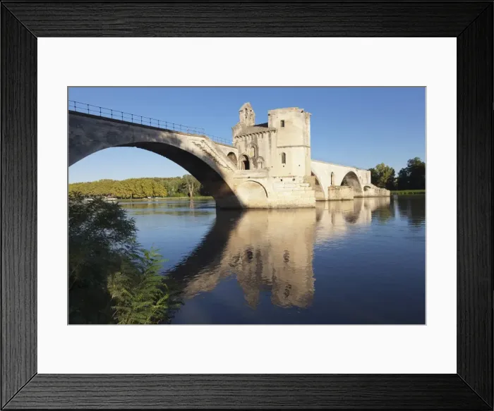 Framed Print : Bridge St. Benezet over Rhone River, UNESCO World Heritage Site, Avignon, Vaucluse Framed Print : Bridge St. Benezet over Rhone River, UNESCO World Heritage Site, Avignon, Vaucluse