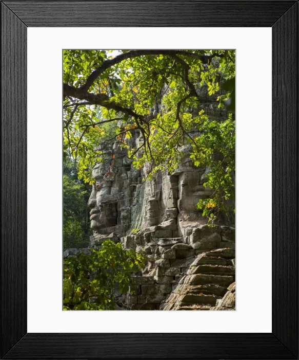 Framed Print : Buddha face on the Western Gate of Angkor Thom, Siem Reap, Cambodia, Southeast Asia Framed Print : Buddha face on the Western Gate of Angkor Thom, Siem Reap, Cambodia, Southeast Asia