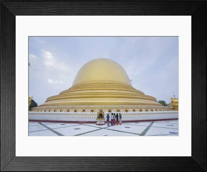 Framed Print : Kaungmudaw pagoda, Sagaing, Myanmar (Burma), Southeast Asia Framed Print : Kaungmudaw pagoda, Sagaing, Myanmar (Burma), Southeast Asia