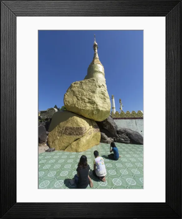 Framed Print : Nwa-La-Bo Pagoda, Mawlamyine, Mon, Myanmar (Burma), Southeast Asia Framed Print : Nwa-La-Bo Pagoda, Mawlamyine, Mon, Myanmar (Burma), Southeast Asia