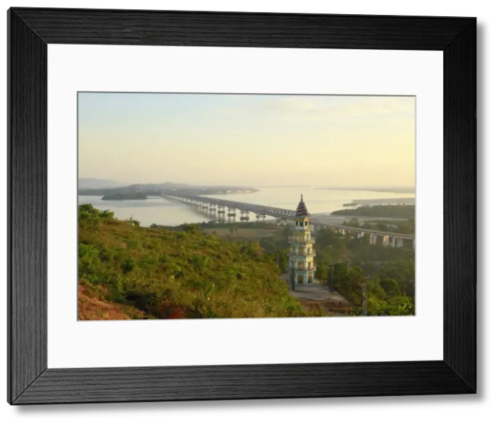 Framed Print : Views over the Thanlwin (Salween) river and Mawlamyine bridge and town, Mawlamyine Framed Print : Views over the Thanlwin (Salween) river and Mawlamyine bridge and town, Mawlamyine