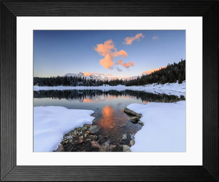 Framed Print : The colors of dawn on the snowy peaks and woods reflected in Lake Palu, Malenco Valley Framed Print : The colors of dawn on the snowy peaks and woods reflected in Lake Palu, Malenco Valley