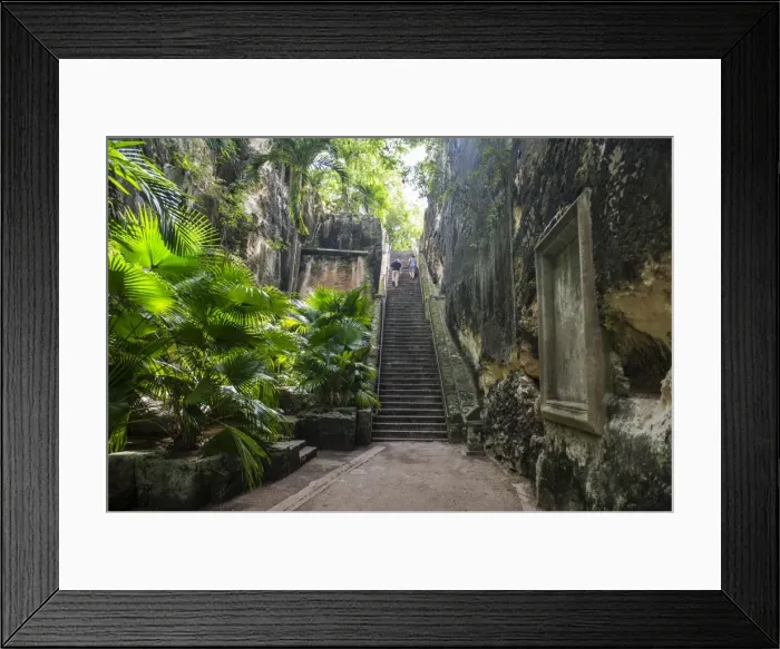 Framed Print : Queens StaircaseNassau, New Providence, Bahamas, Caribbean Framed Print : Queens StaircaseNassau, New Providence, Bahamas, Caribbean