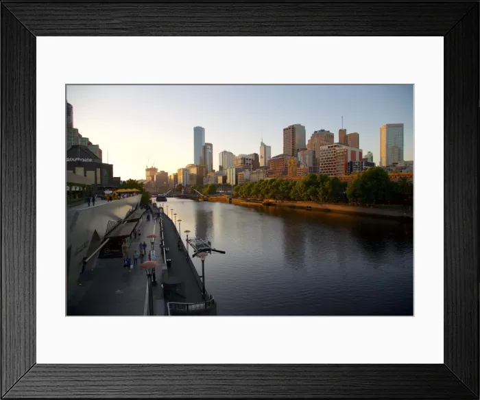 Framed Print : City skyline from Princes Bridge, Melbourne, Victoria, Australia, Pacific Framed Print : City skyline from Princes Bridge, Melbourne, Victoria, Australia, Pacific
