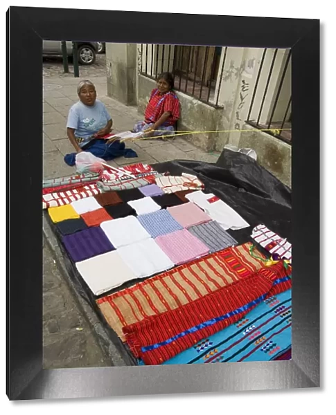 Weaving on street