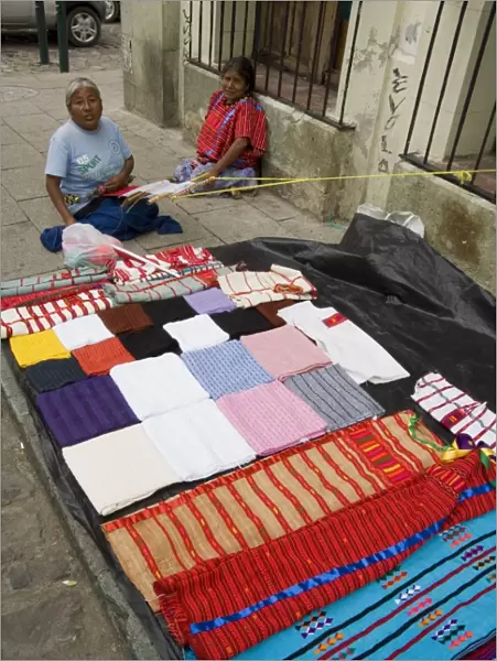 Weaving on street