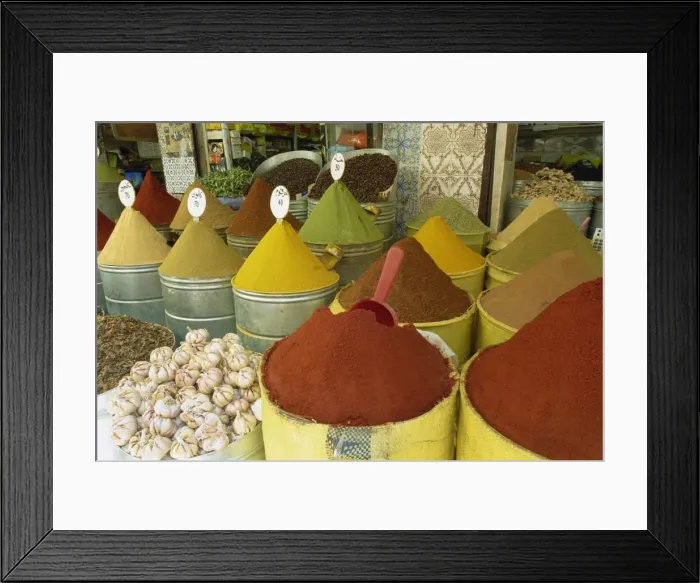 Framed Print : Spices for sale in the Mellah (old Jewish Quarter)