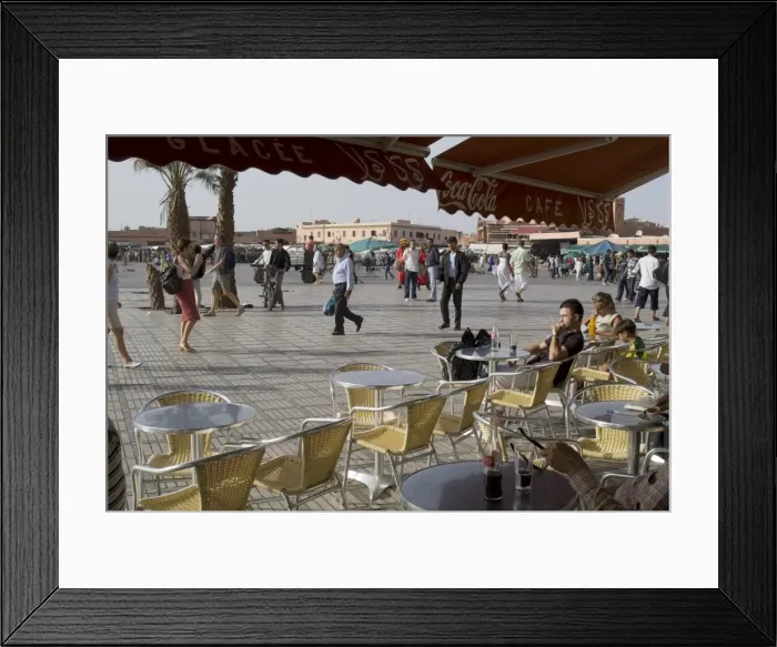 Framed Print : L Etoile Cafe Framed Print : L Etoile Cafe