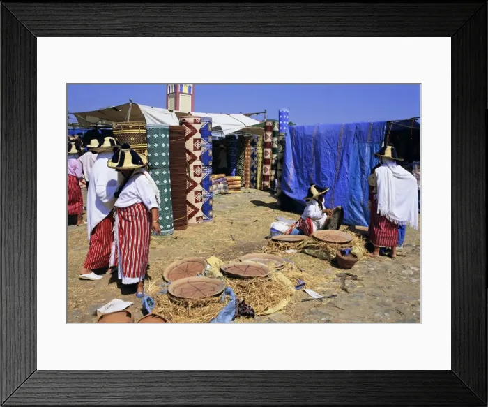 Framed Print : Khemis des Anjra souk