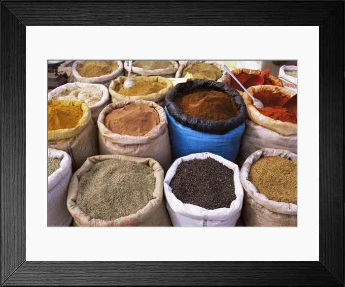 Framed Print : Spices, Tinerhir souk