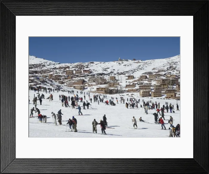 Framed Print : skiers, Oukaimeden ski resort Framed Print : skiers, Oukaimeden ski resort