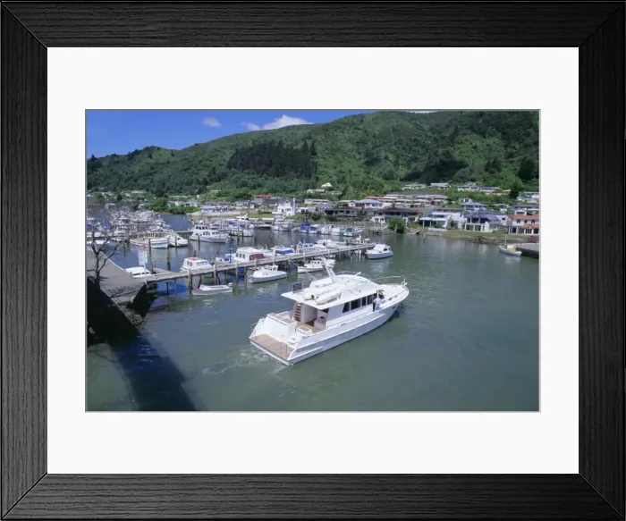 Framed Print : Yacht entering Picton Marina