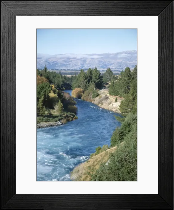 Framed Print : Exit river from Lake Wanaka Framed Print : Exit river from Lake Wanaka