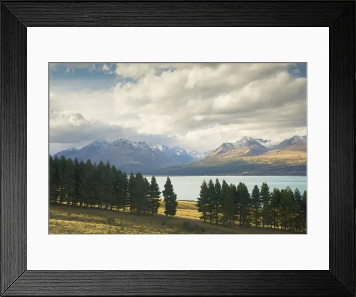 Framed Print : Lake Pukaki and Gammack Range in the Southern Alps Framed Print : Lake Pukaki and Gammack Range in the Southern Alps