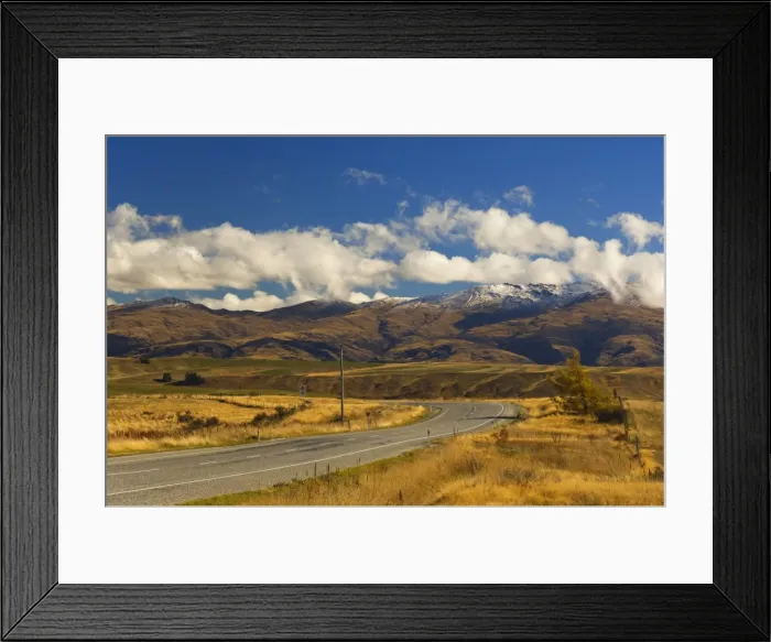 Framed Print : Road and Dunstan Range Framed Print : Road and Dunstan Range