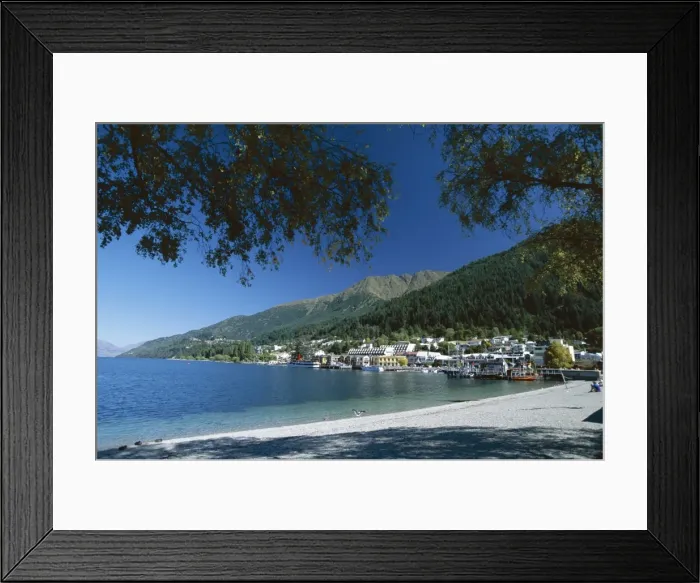 Framed Print : The beach, Queenstown Framed Print : The beach, Queenstown