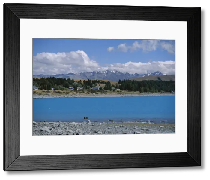 Framed Print : Glacial sediment causes blue colour in Lake Tekapo Framed Print : Glacial sediment causes blue colour in Lake Tekapo