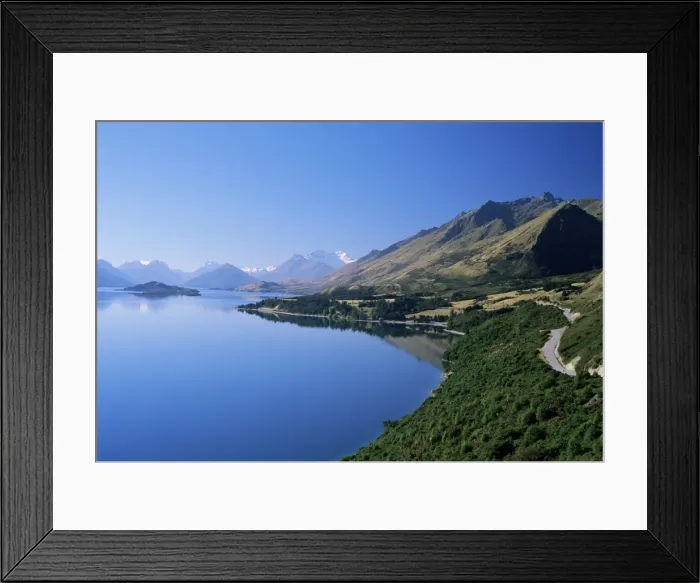 Framed Print : Turquoise water of Lake Wakaipu, around Queenstown, South Island, New Zealand