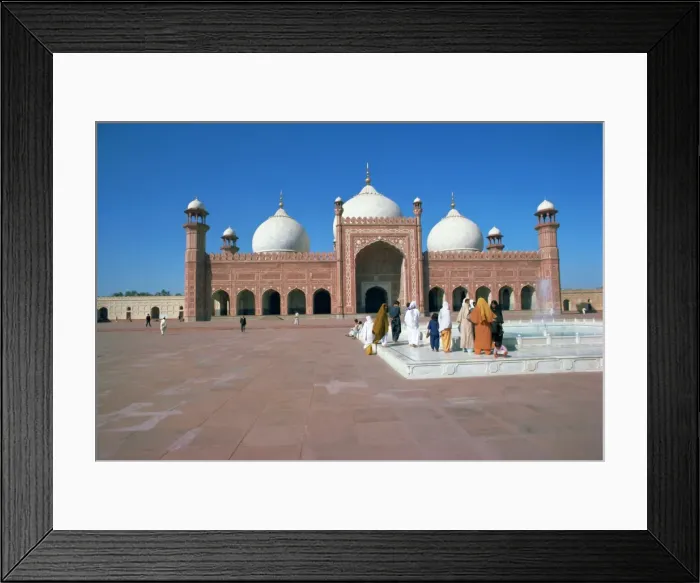 Framed Print : Badshahi mosque Framed Print : Badshahi mosque