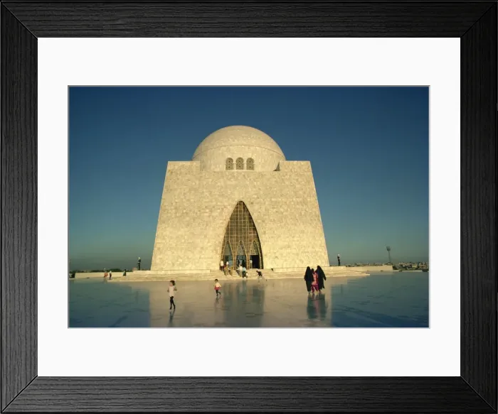 Framed Print : The tomb of Mohammed Ali Jinnah in Karachi Framed Print : The tomb of Mohammed Ali Jinnah in Karachi