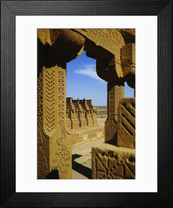 Framed Print : Chaukundi tombs