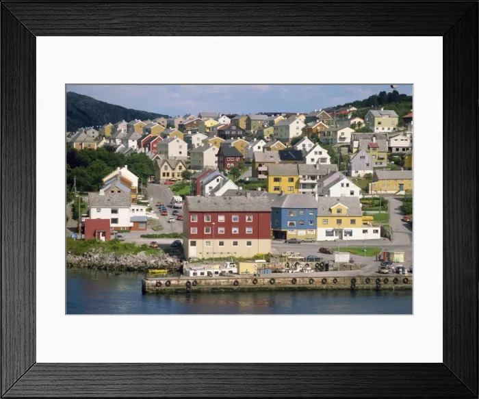 Framed Print : Waterfront and housing Framed Print : Waterfront and housing