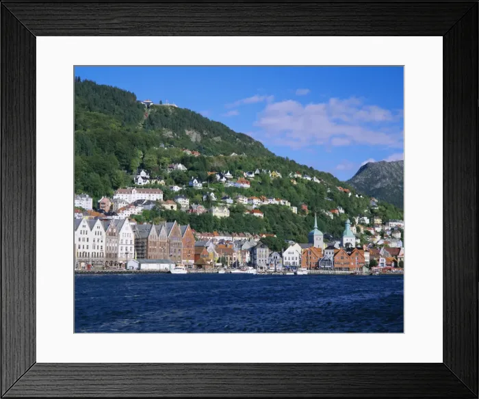 Framed Print : Vagen Harbour Framed Print : Vagen Harbour