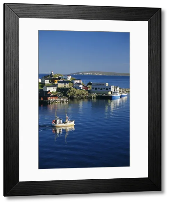 Framed Print : The worlds northernmost town Framed Print : The worlds northernmost town