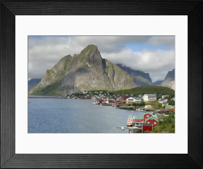 Framed Print : Reine, Moskenesoya Framed Print : Reine, Moskenesoya
