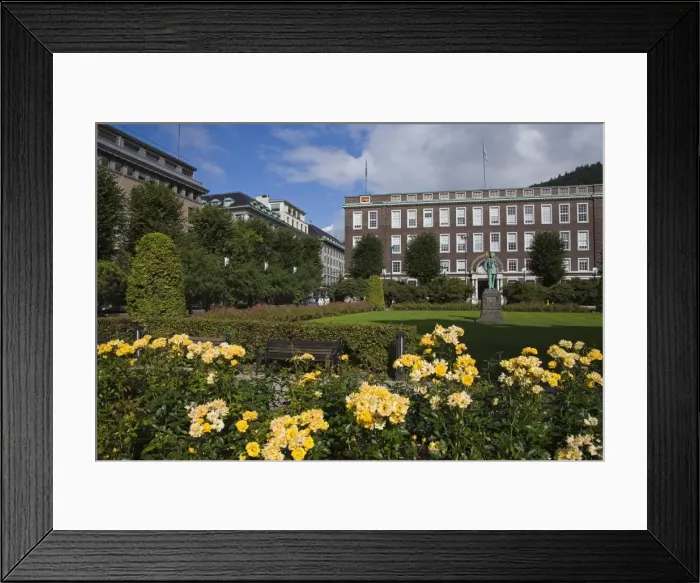 Framed Print : Festplassen in Bergen Framed Print : Festplassen in Bergen