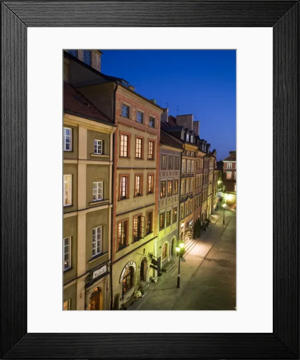 Framed Print : Elevated view over the square at dusk Framed Print : Elevated view over the square at dusk