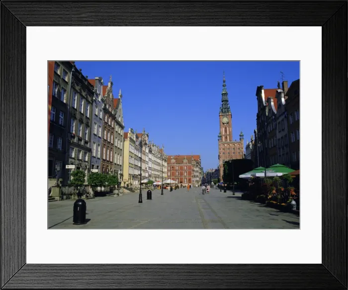 Framed Print : Long Market Square and Town Hall Framed Print : Long Market Square and Town Hall