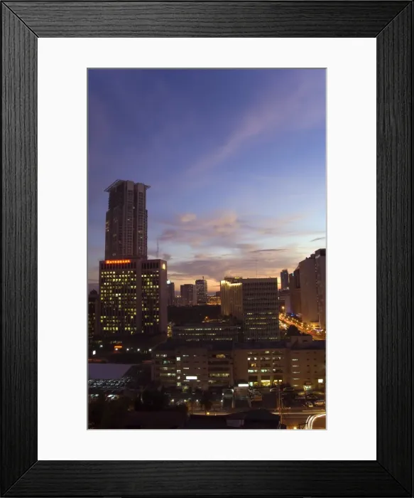 Framed Print : City skyline at sunset Framed Print : City skyline at sunset