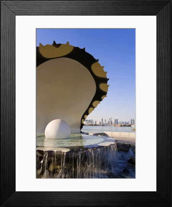 Framed Print : Pearl Momument on the Corniche of Doha Bay with
