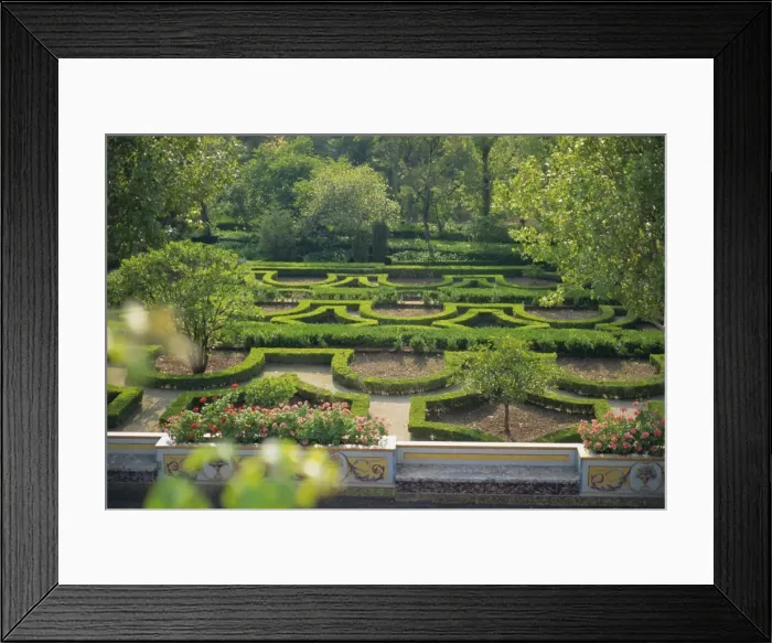 Framed Print : Gardens of the 18th century Queluz Palace Framed Print : Gardens of the 18th century Queluz Palace