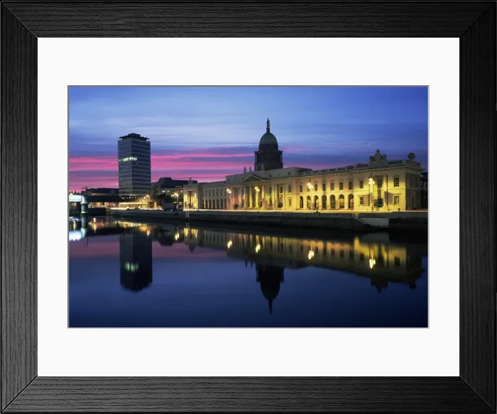 Framed Print : The Custom House, Dublin, Co Framed Print : The Custom House, Dublin, Co
