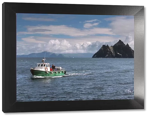 Boat to Great Skellig Island