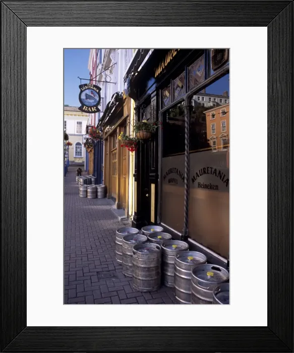 Framed Print : Pub near Cobh Harbour Framed Print : Pub near Cobh Harbour