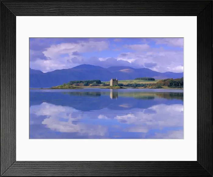Framed Print : Eilean Donan Castle Framed Print : Eilean Donan Castle