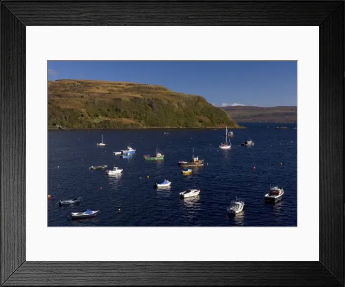 Framed Print : Harbour, Portree (Port Righ) Framed Print : Harbour, Portree (Port Righ)