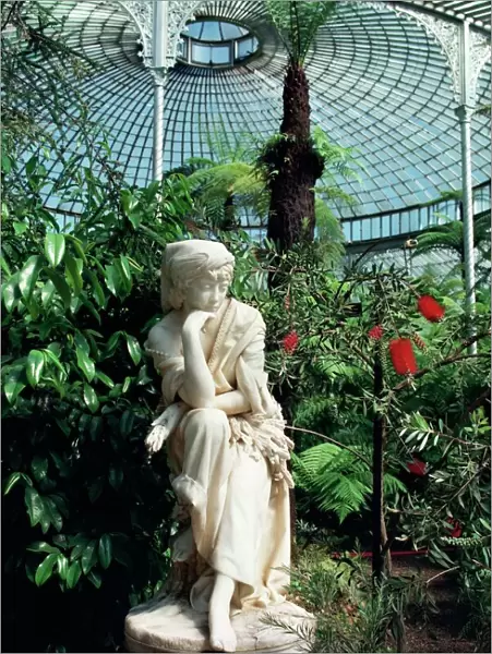 Statue in glasshouse at the Botanic Gardens