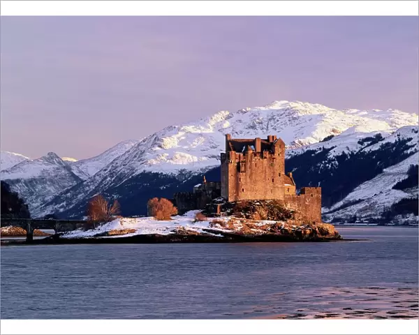 Eilean Donan castle in winter