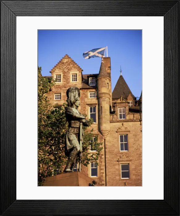 Framed Print : Black Watch memorial and Scottish flag