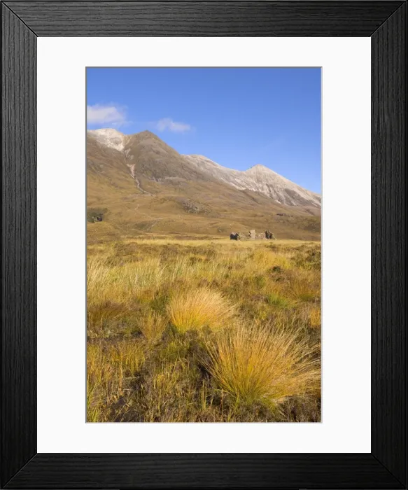 Framed Print : Crofters cottage ruin on the lower slopes of Beinn Framed Print : Crofters cottage ruin on the lower slopes of Beinn