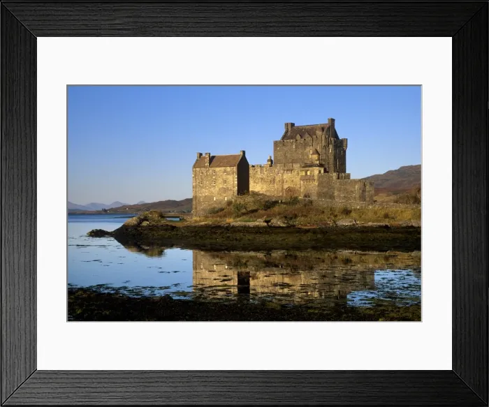 Framed Print : Eilean Donan Castle Framed Print : Eilean Donan Castle