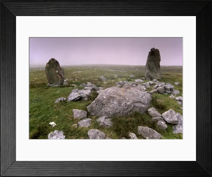 Framed Print : Chambered cairn at Housetter Framed Print : Chambered cairn at Housetter