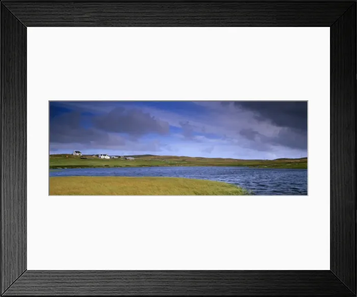 Framed Print : Small loch and houses near Greenland (Burraland) Framed Print : Small loch and houses near Greenland (Burraland)