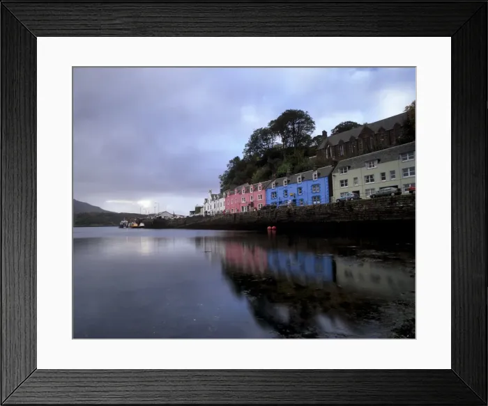 Framed Print : Portree harbour and painted houses Framed Print : Portree harbour and painted houses
