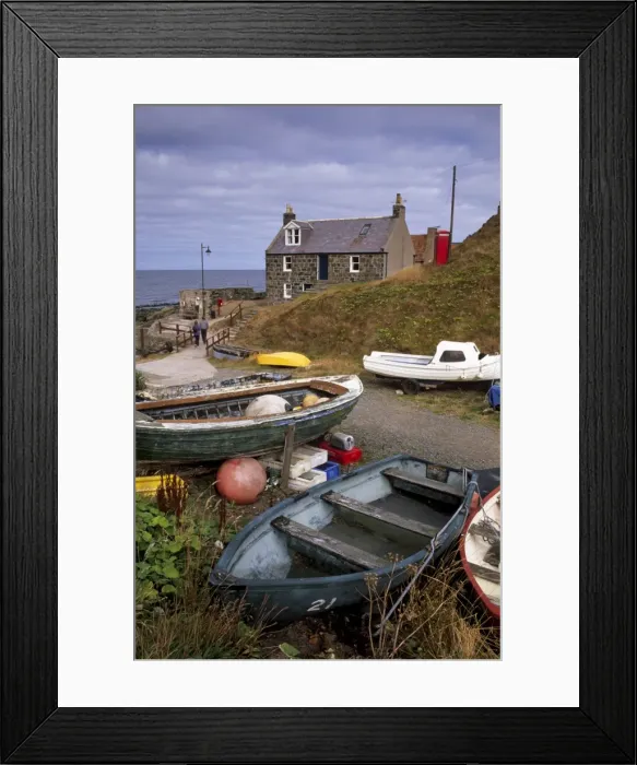 Framed Print : Crovie, tiny fishing village Framed Print : Crovie, tiny fishing village